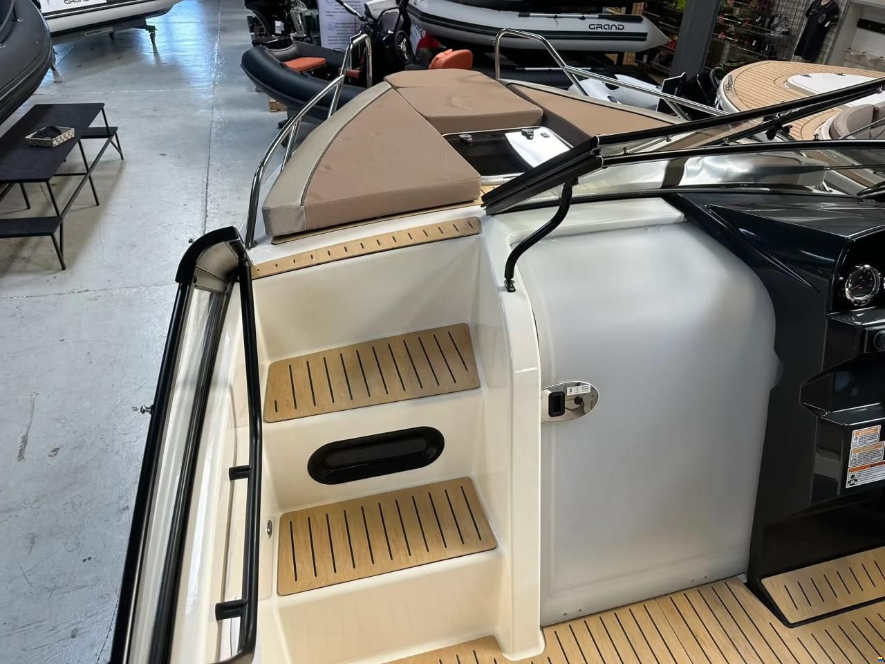 Quicksilver 675 Cruiser