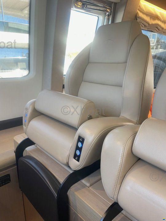 Azimut 72 Fly