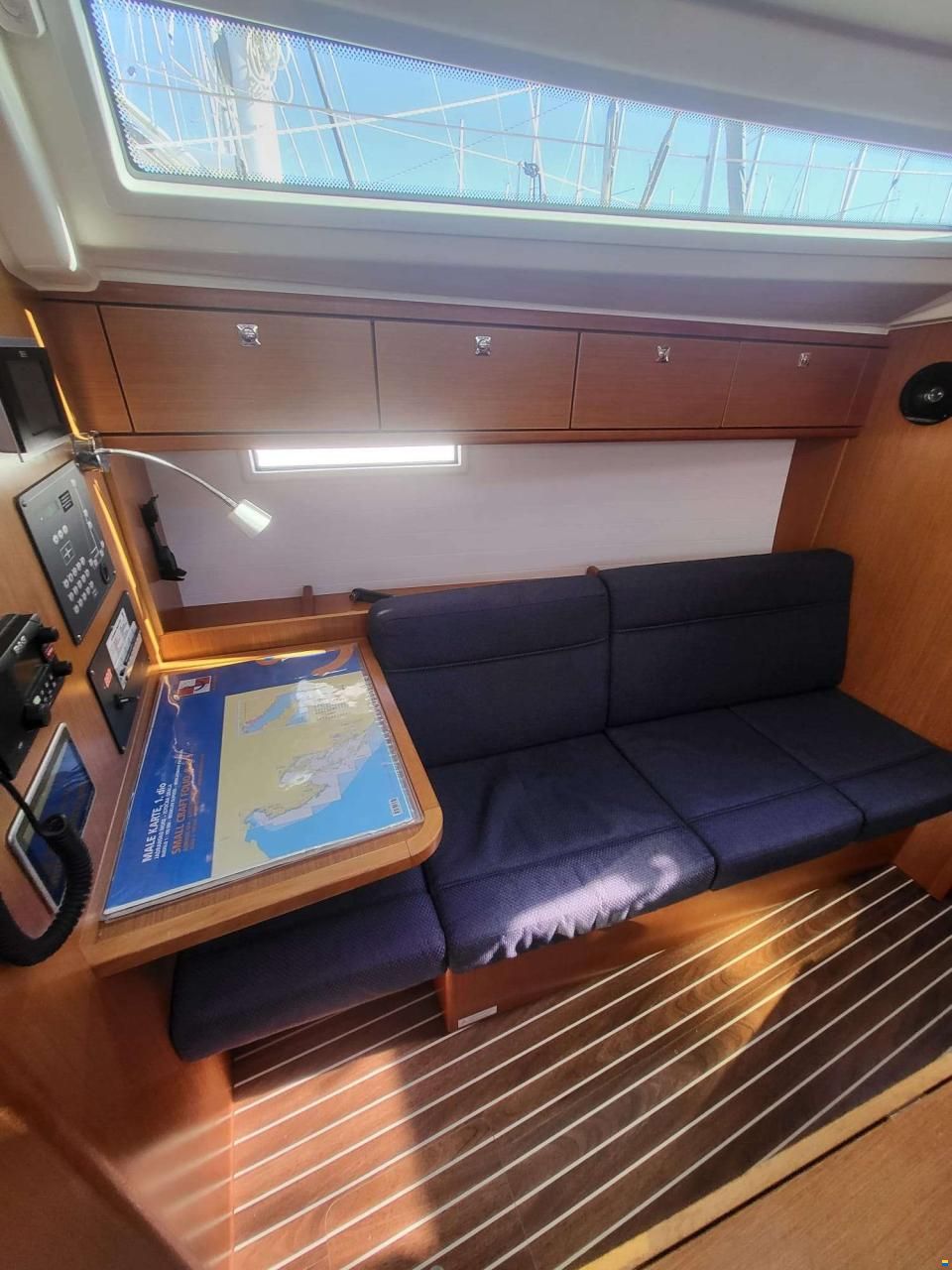 Bavaria 37 CRUISER