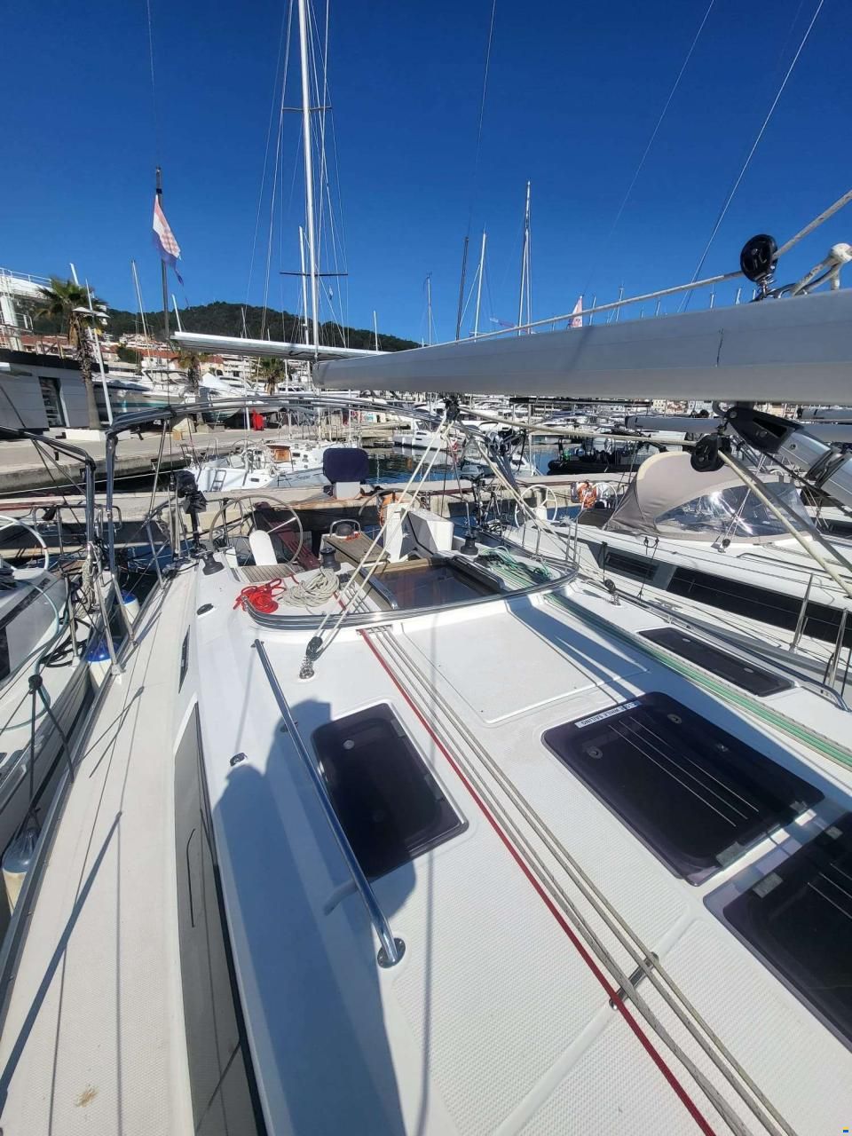 Bavaria 37 CRUISER