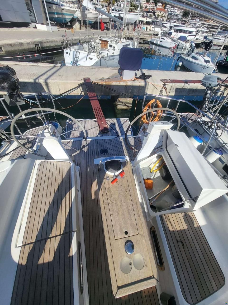 Bavaria 37 CRUISER