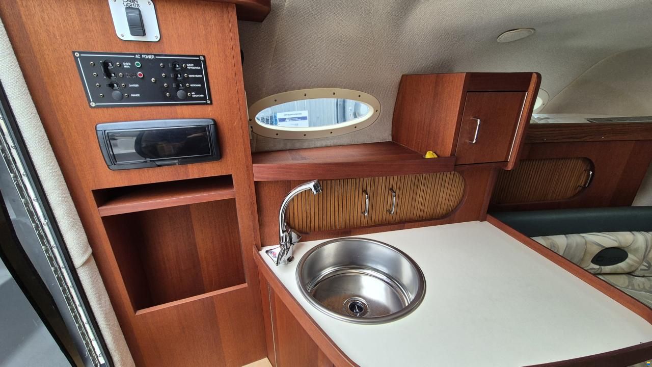 Four Winns 238 Vista