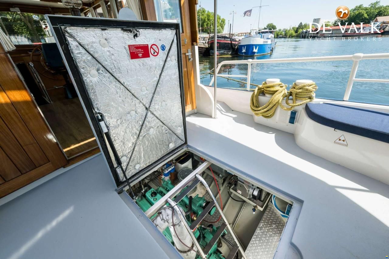 Luxe motor 28M