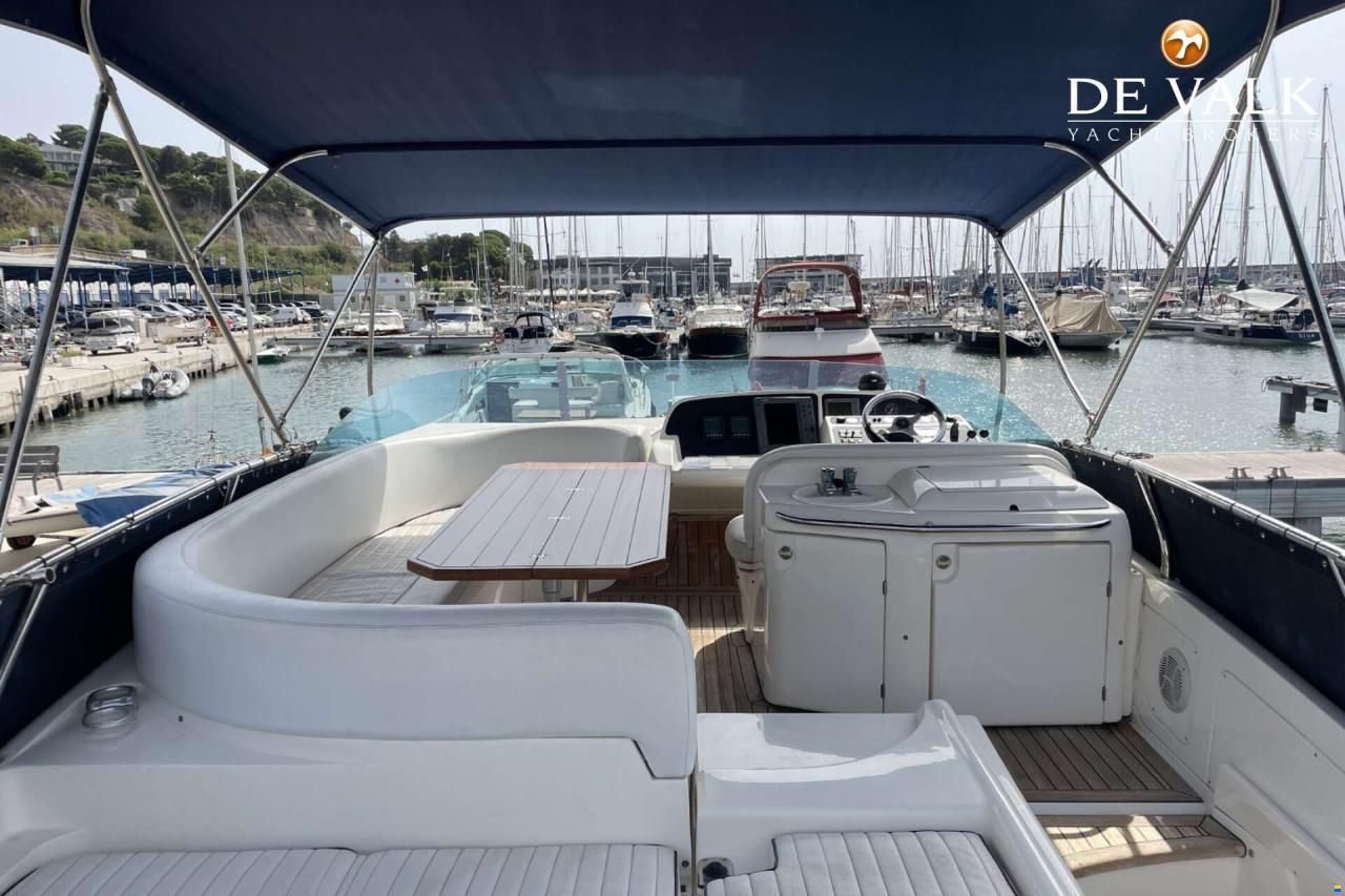 Sealine T51 Motor Yacht