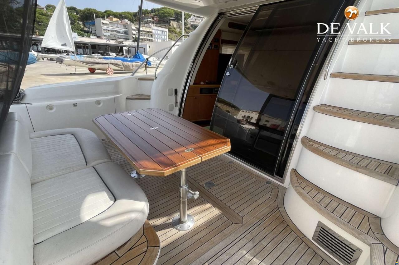 Sealine T51 Motor Yacht