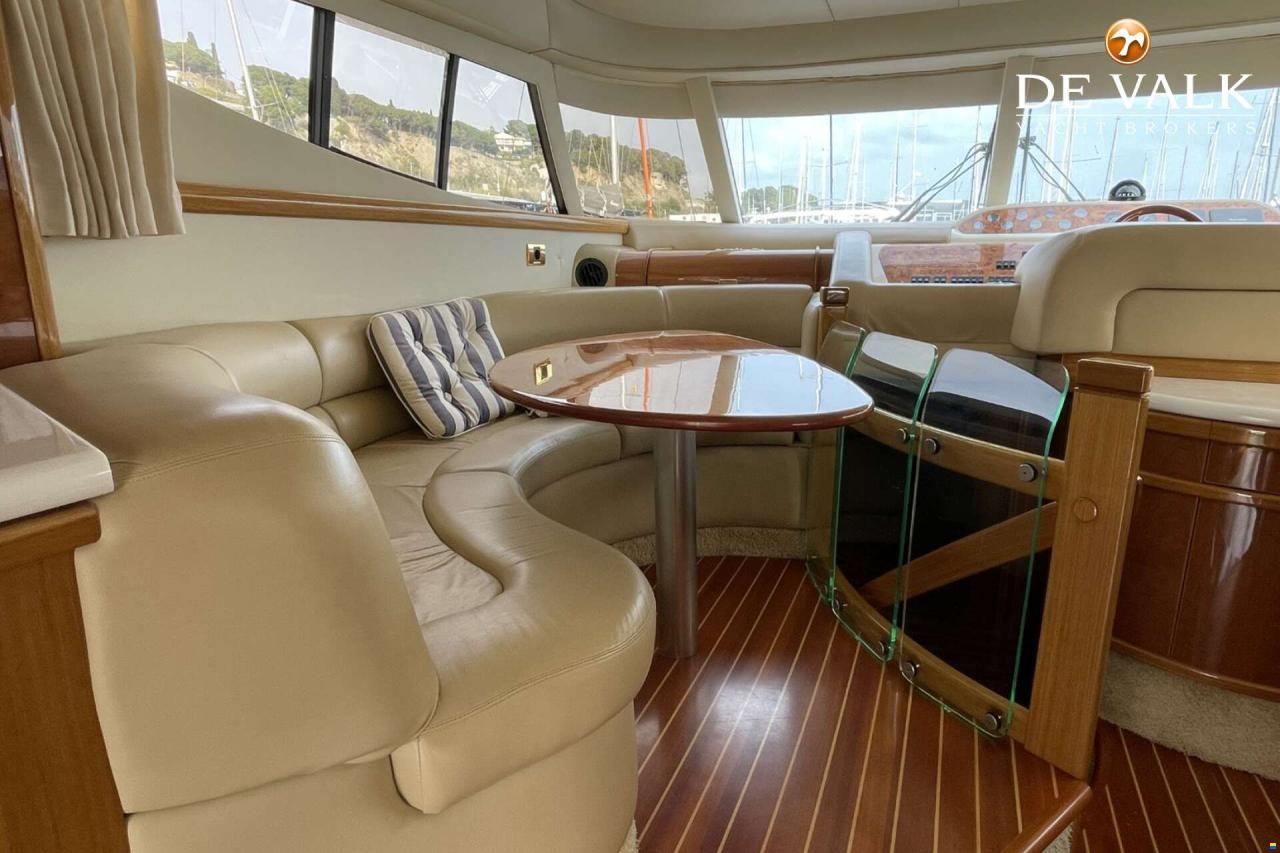 Sealine T51 Motor Yacht