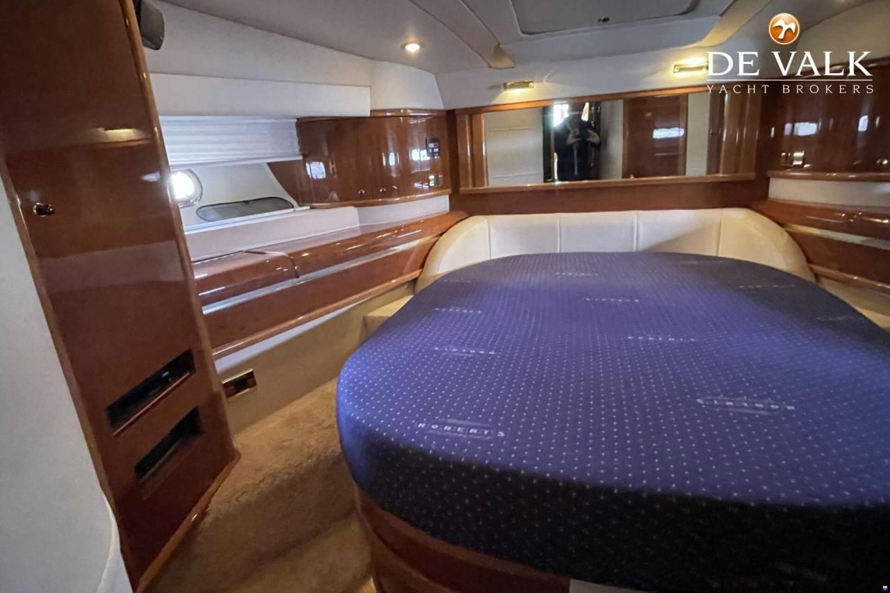 Sealine T51 Motor Yacht