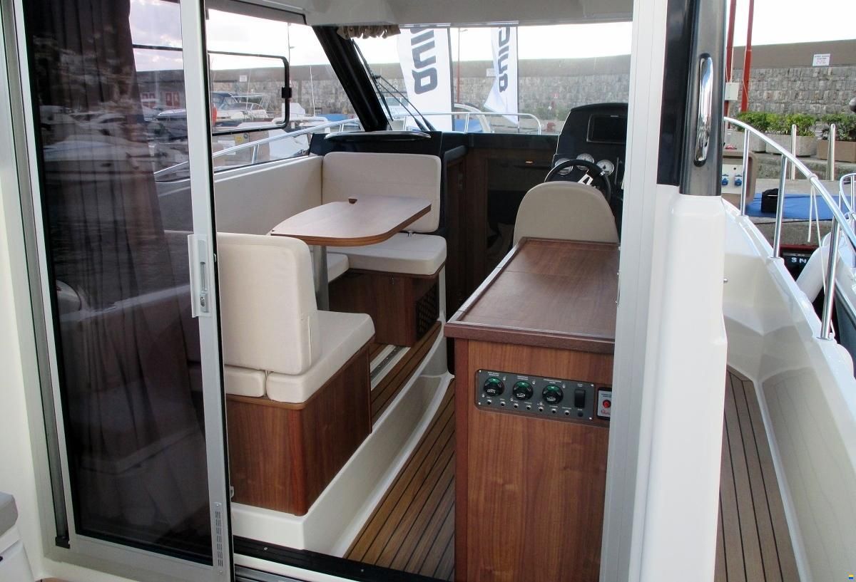 Quicksilver Activ 855 Cruiser