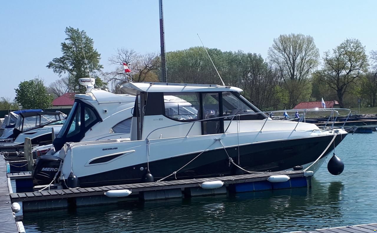 Quicksilver Activ 855 Cruiser