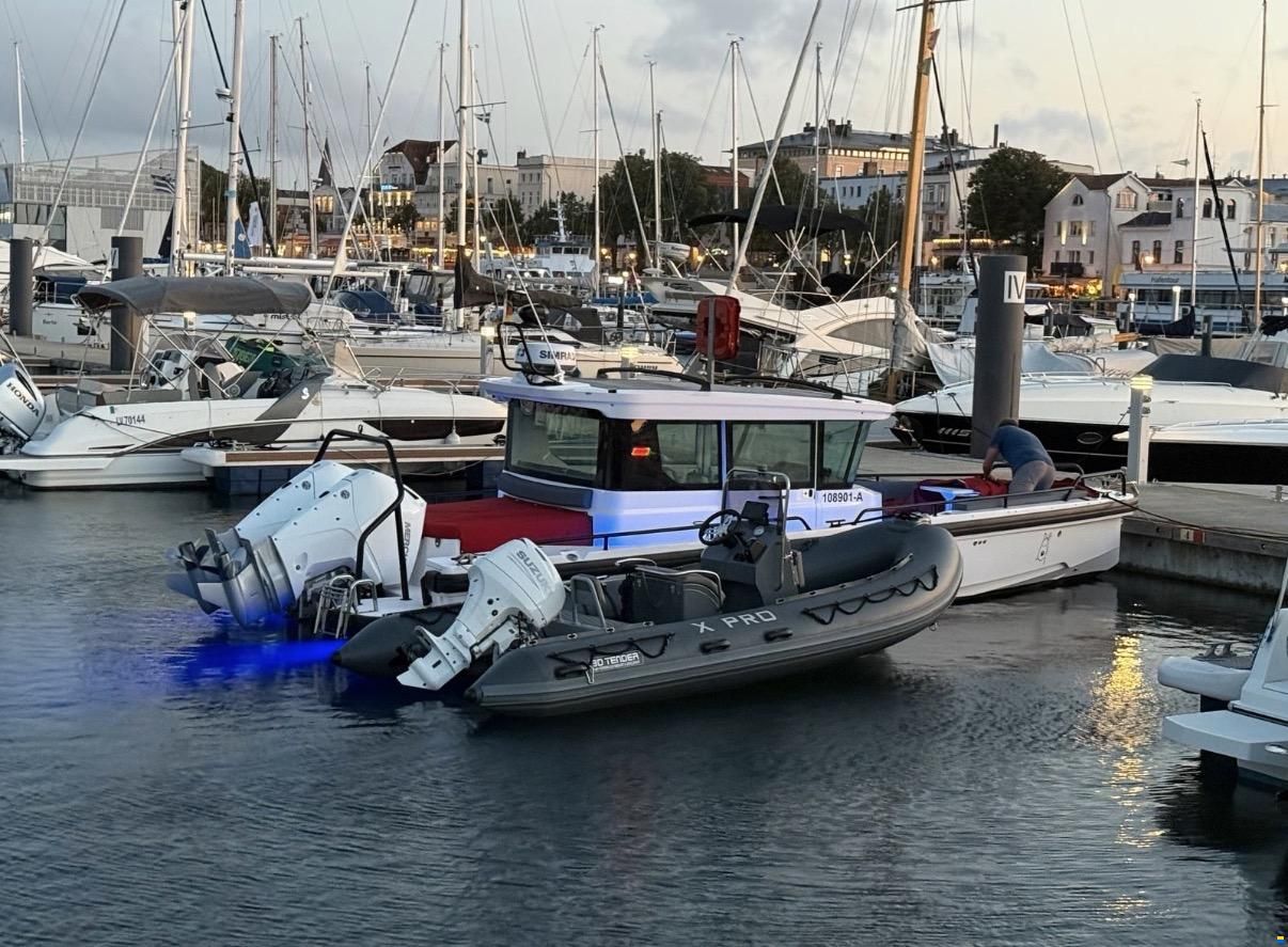 Axopar 28