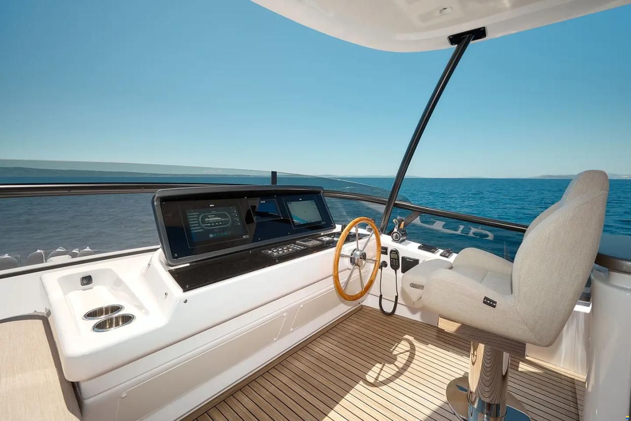 Azimut Magellano 60