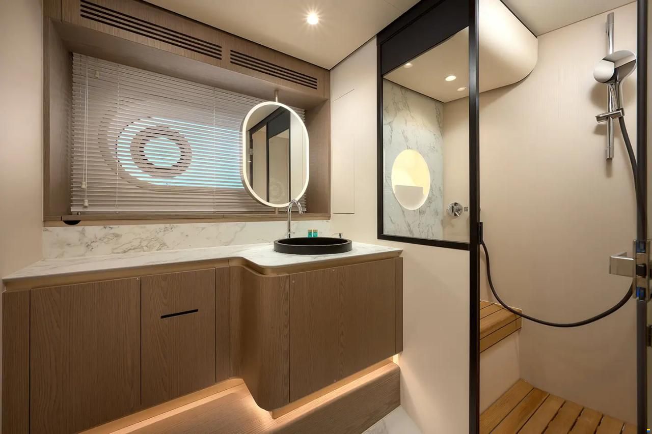 Azimut Magellano 60