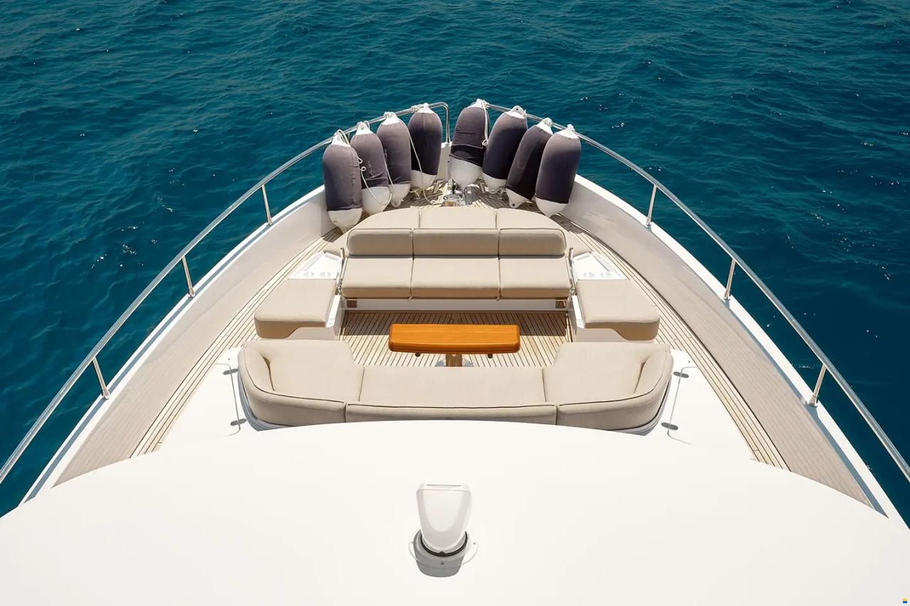 Azimut Magellano 60