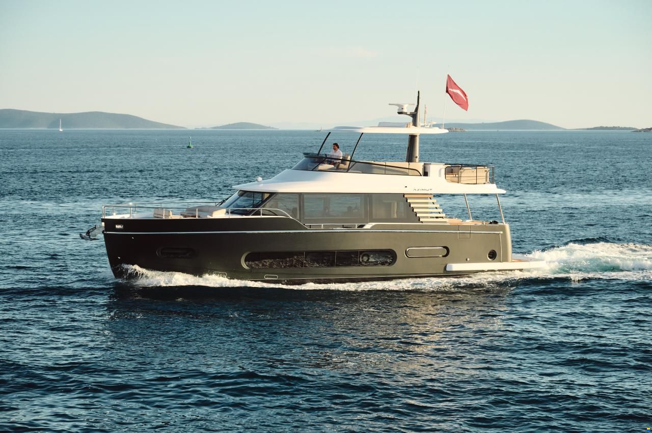 Azimut Magellano 60