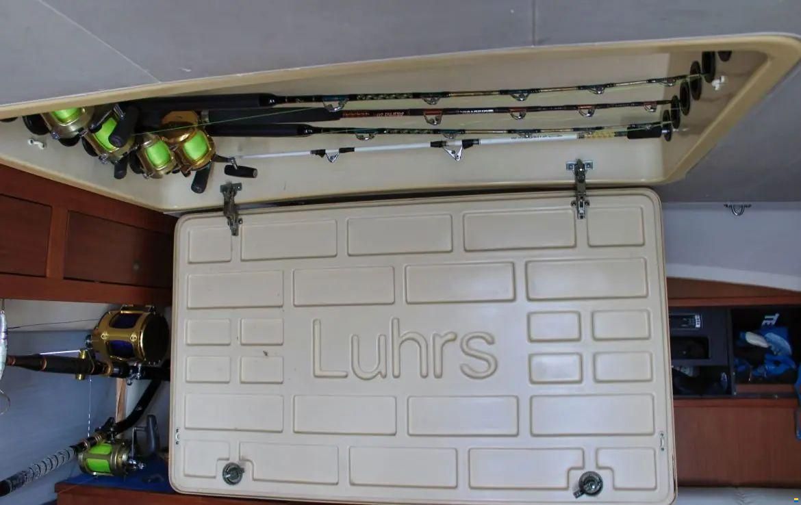 Luhrs 34 Convertible