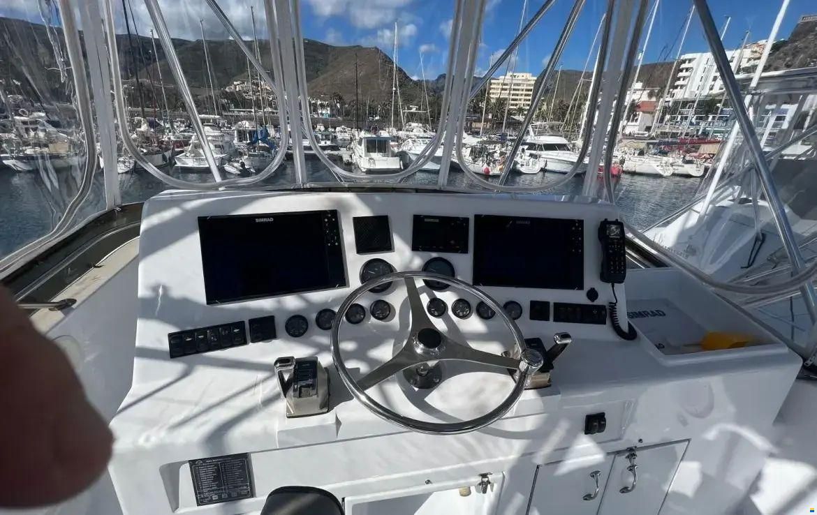 Hatteras 39 Convertible