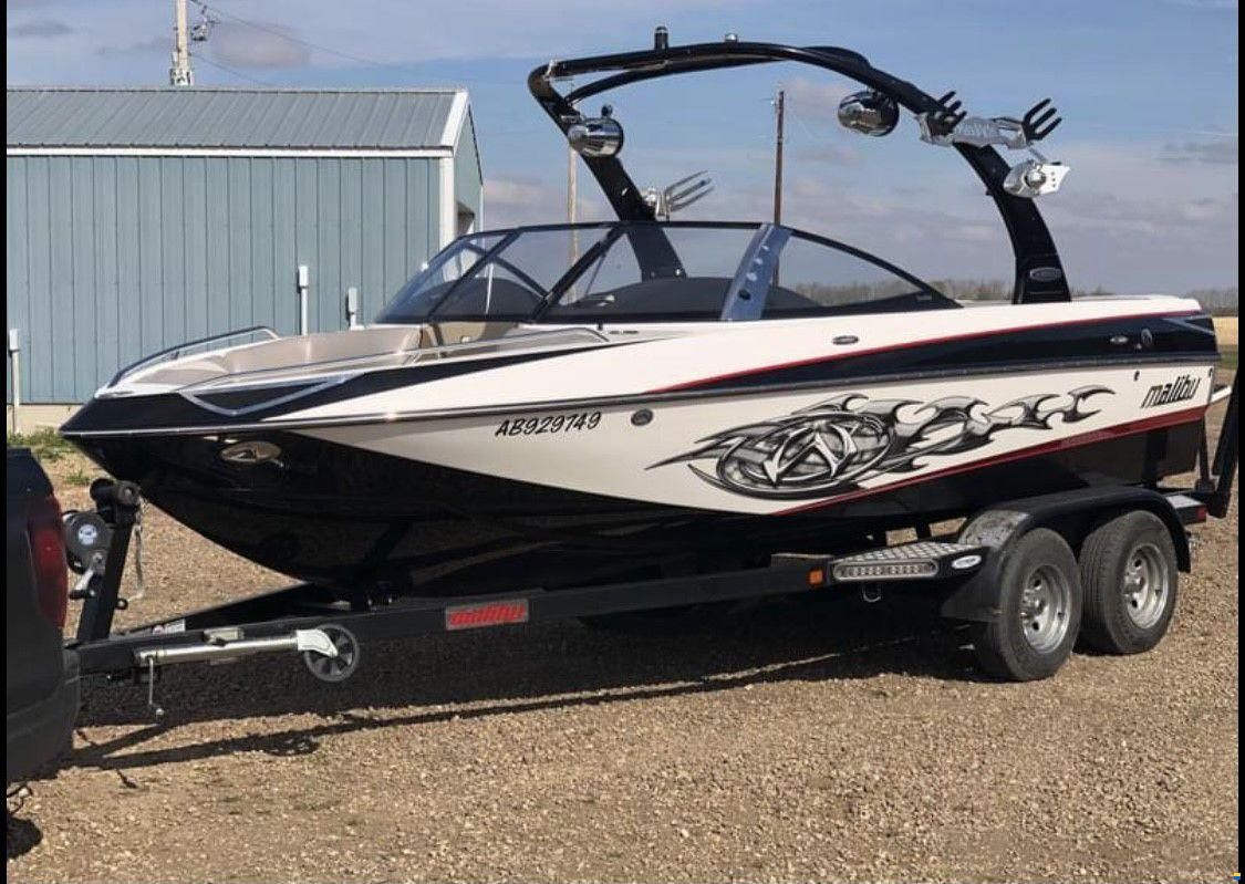Malibu Wakesetter 247