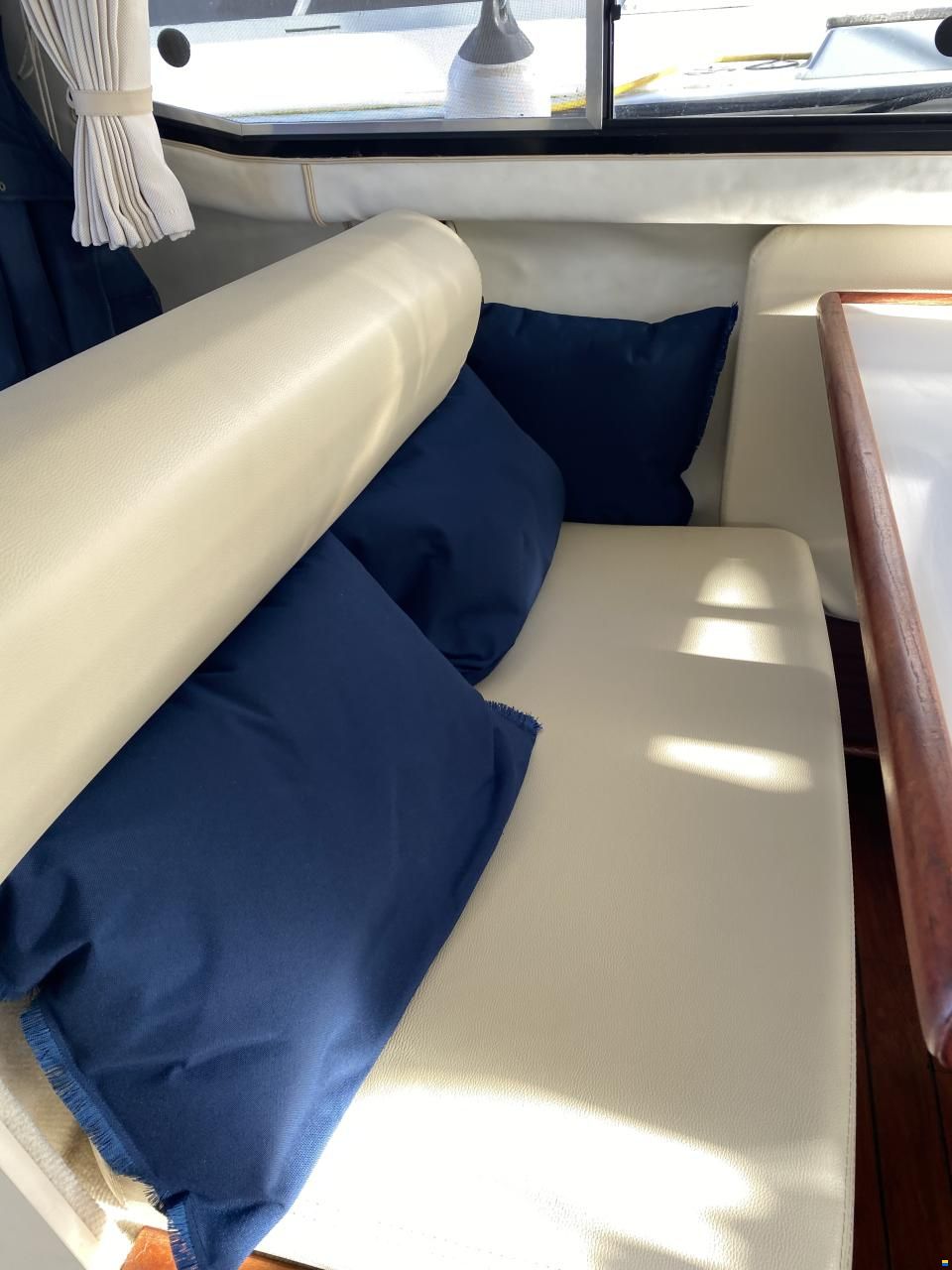 Bayliner 2858 Classic Flybridge