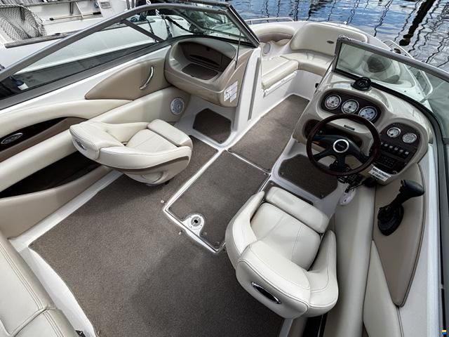 Chaparral SSi 210