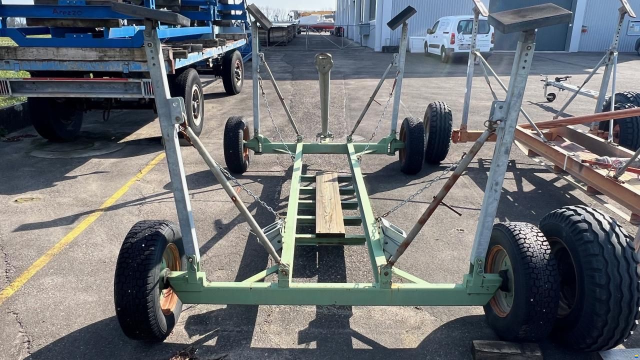 WEBER Winterlagertrailer f&uuml;r Segelyacht Typ N4