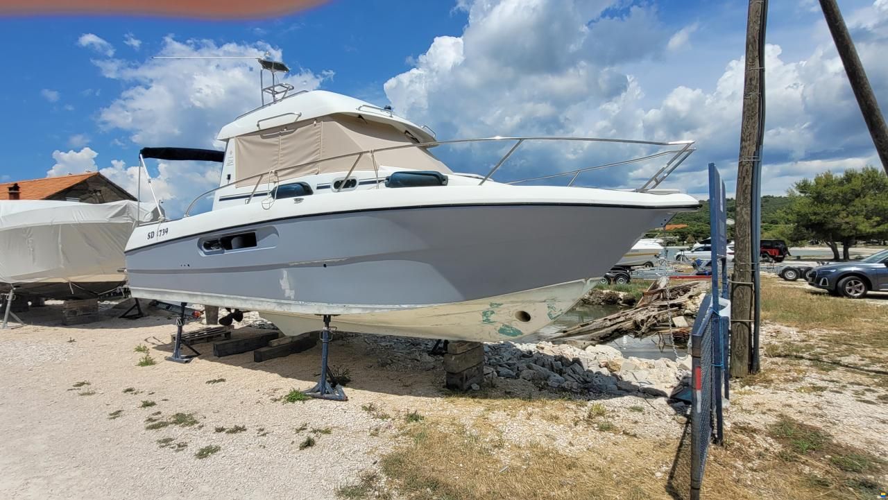 Jeanneau Merry Fisher 800