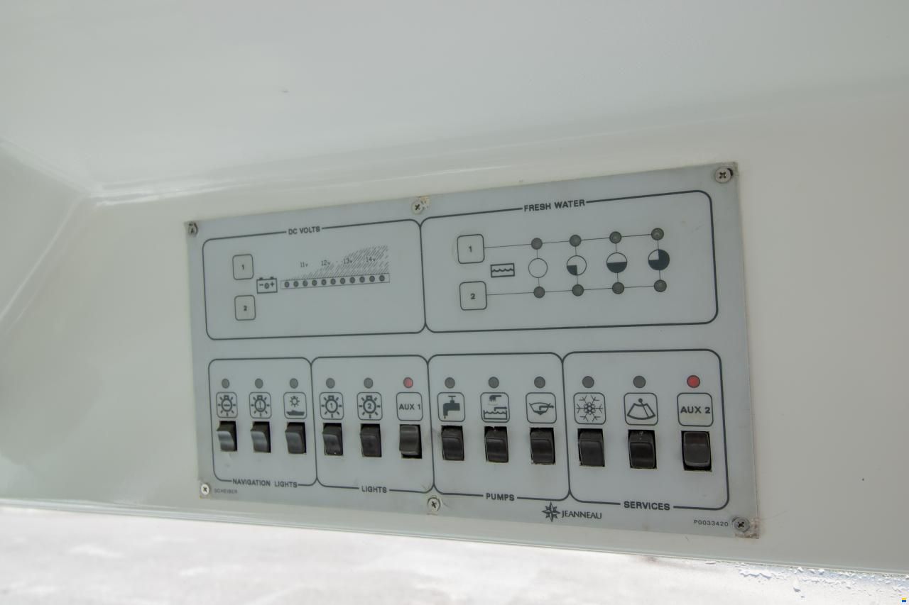 Jeanneau Merry Fisher 800