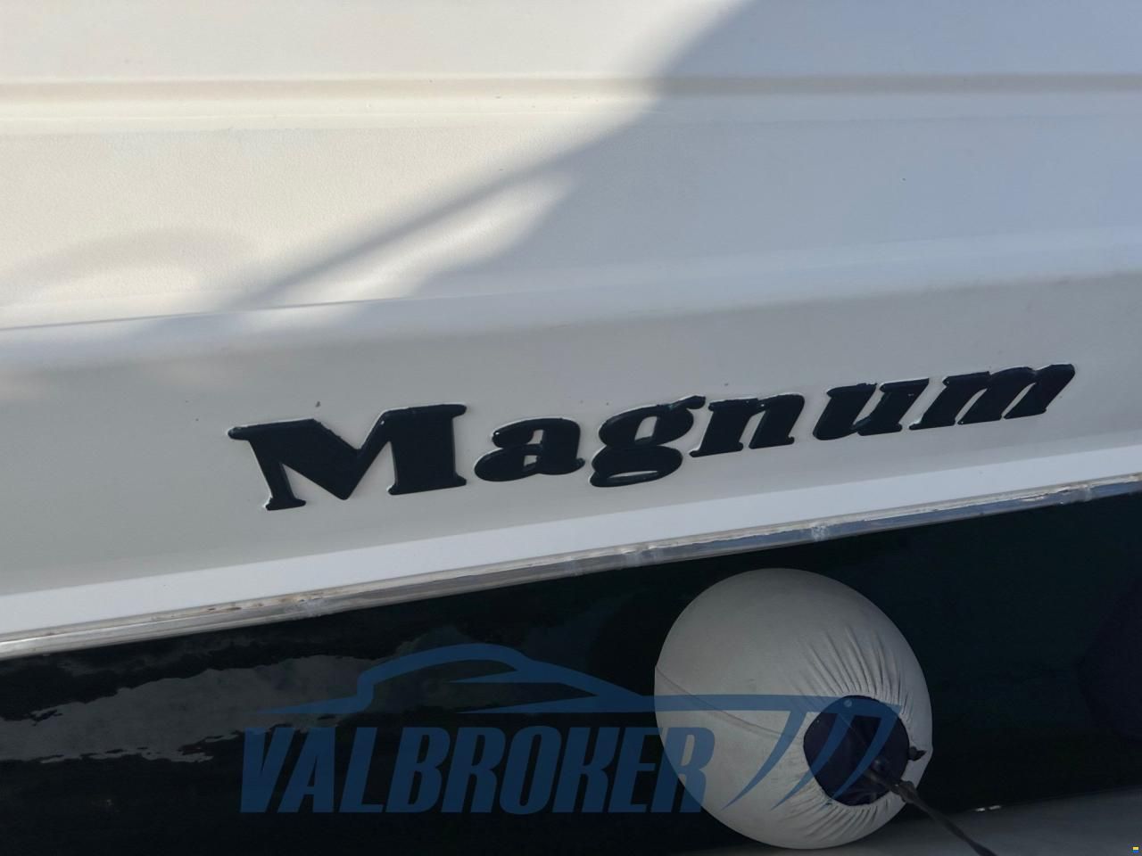 Magnum 53' Sport