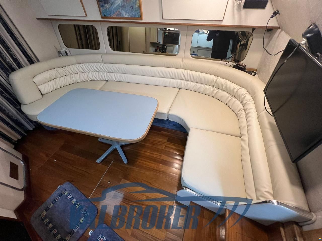 Sea Ray 370 SUNDANCER