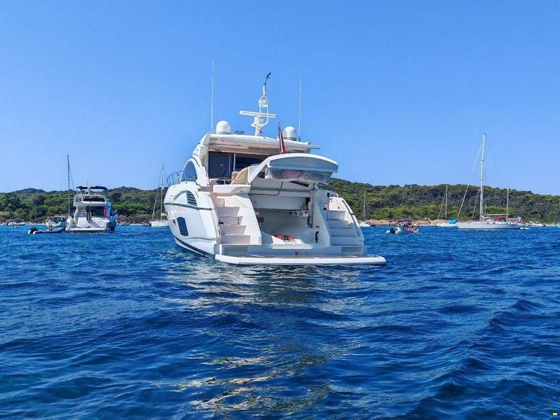 Sunseeker Predator 60