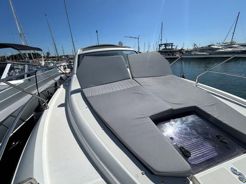 Jeanneau Beneteau Group Gran Turismo 40