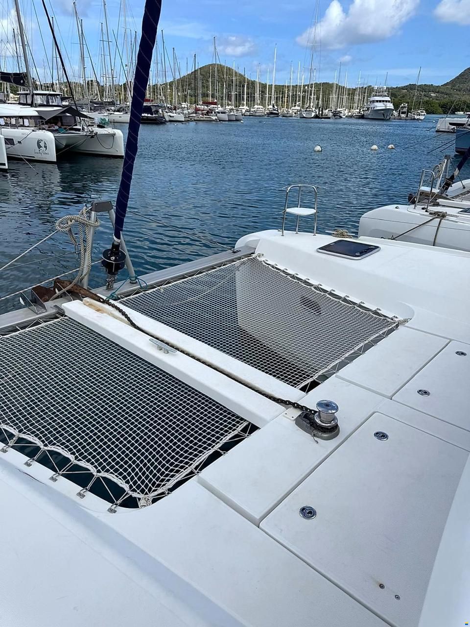 Lagoon 42