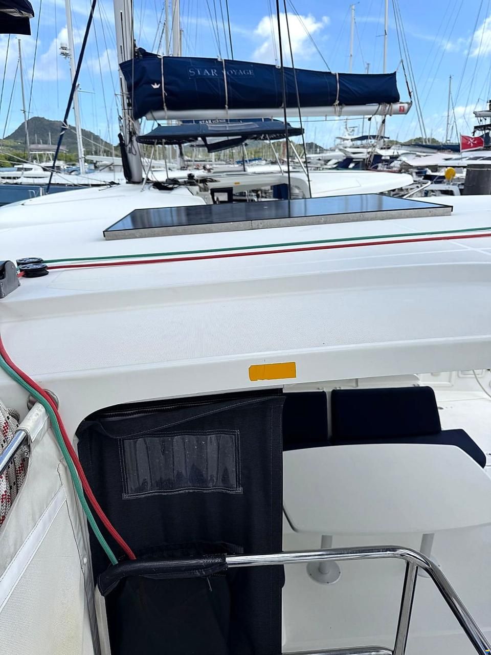 Lagoon 42
