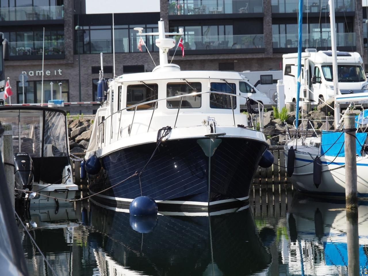 American Tug 34