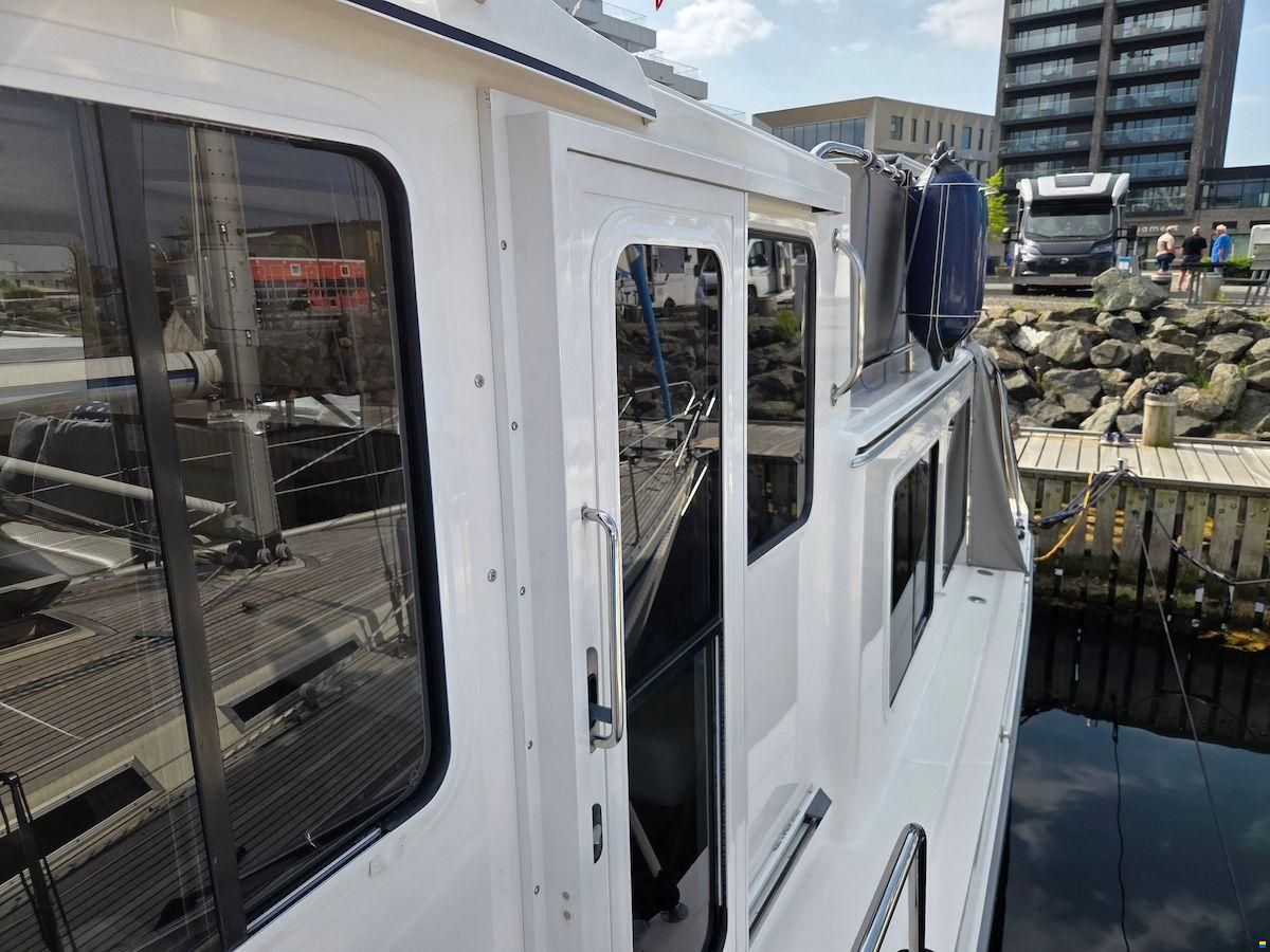 American Tug 34