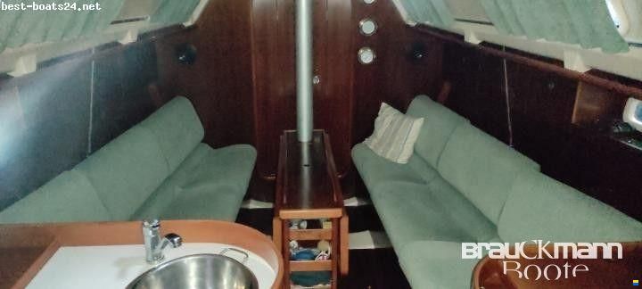 Beneteau Oceanis 300