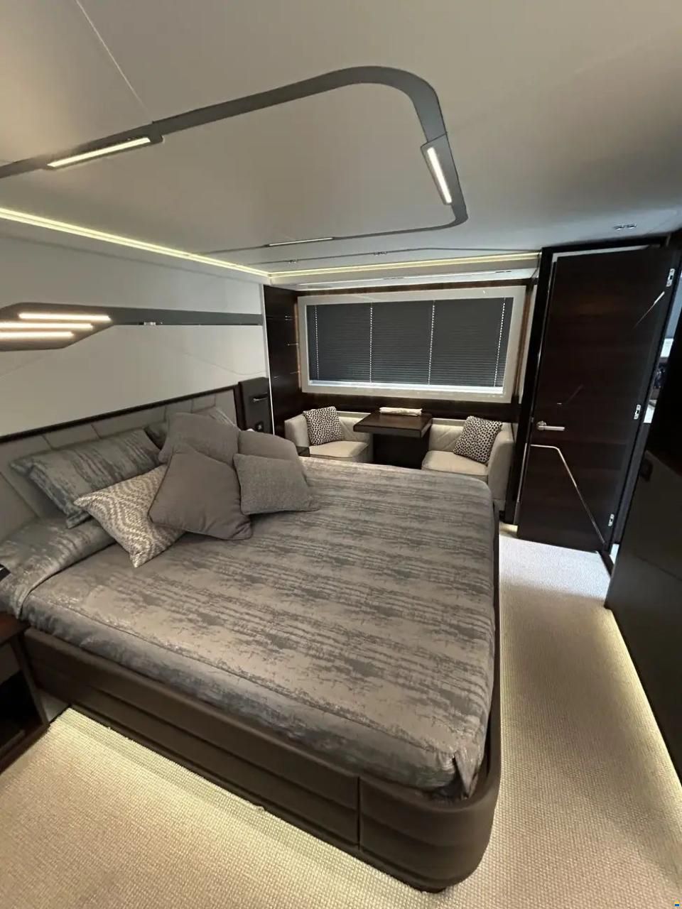 Sunseeker 65 Sport Yacht