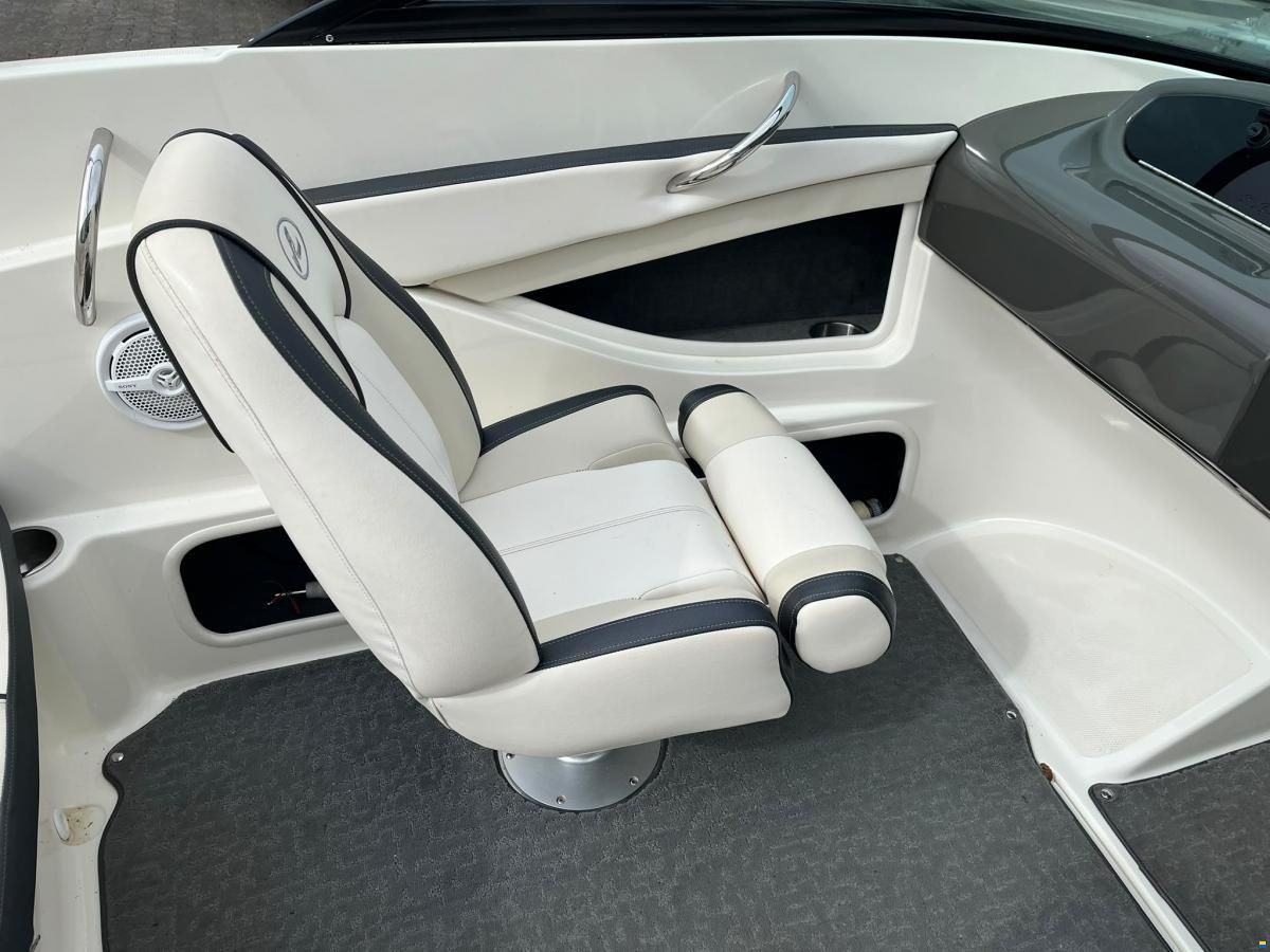 Sea Ray 190 Sport Bowrider