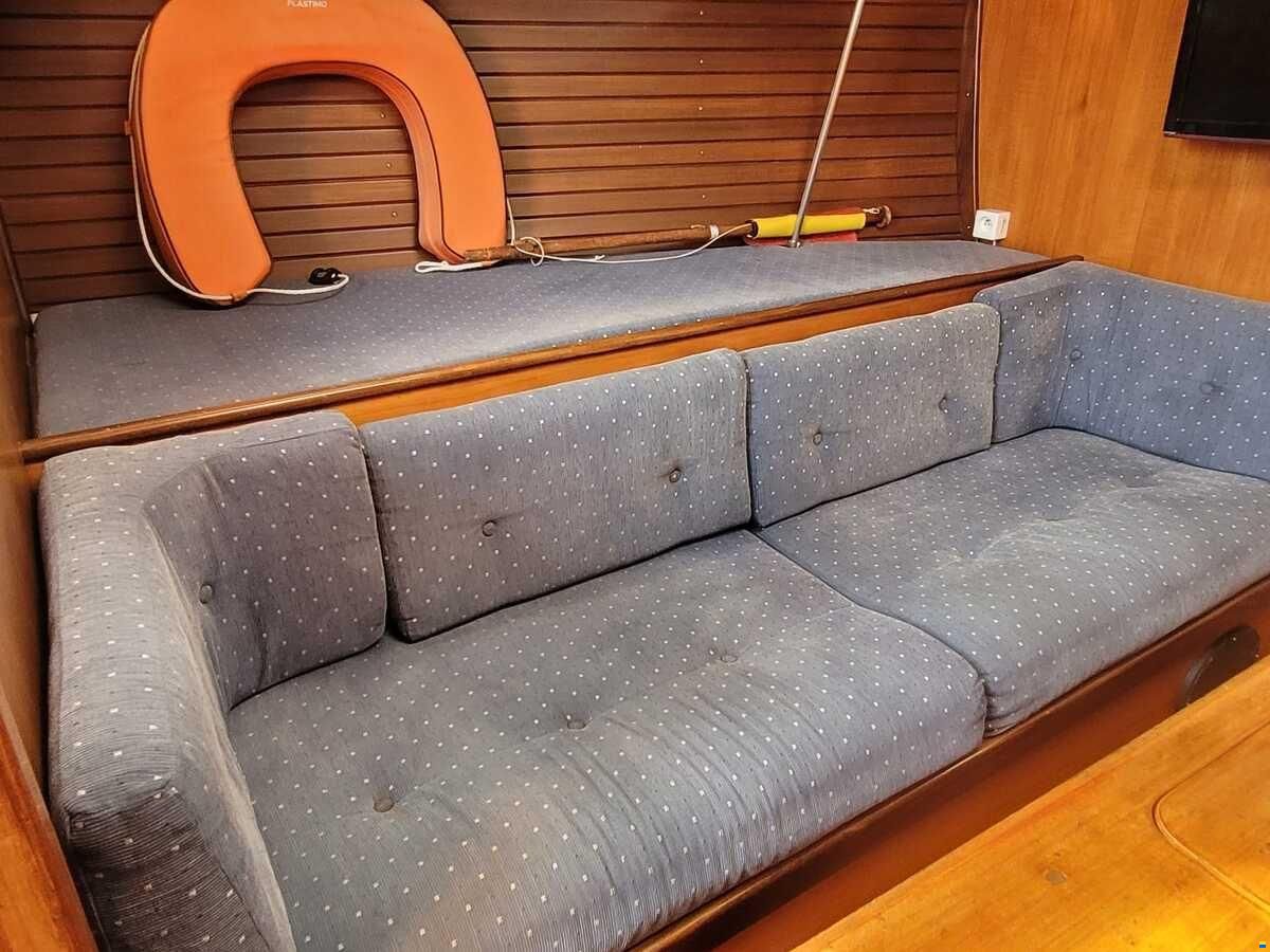 Beneteau First 35