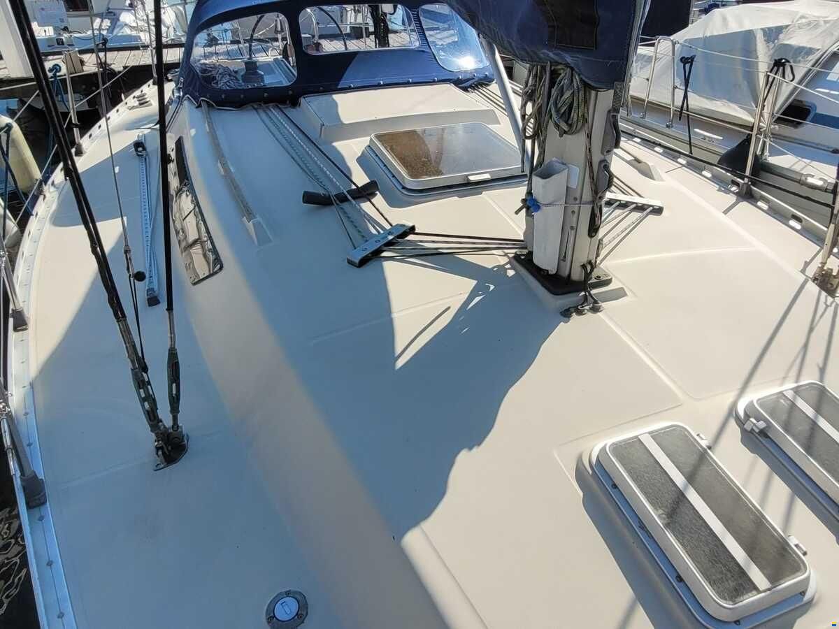 Beneteau First 35