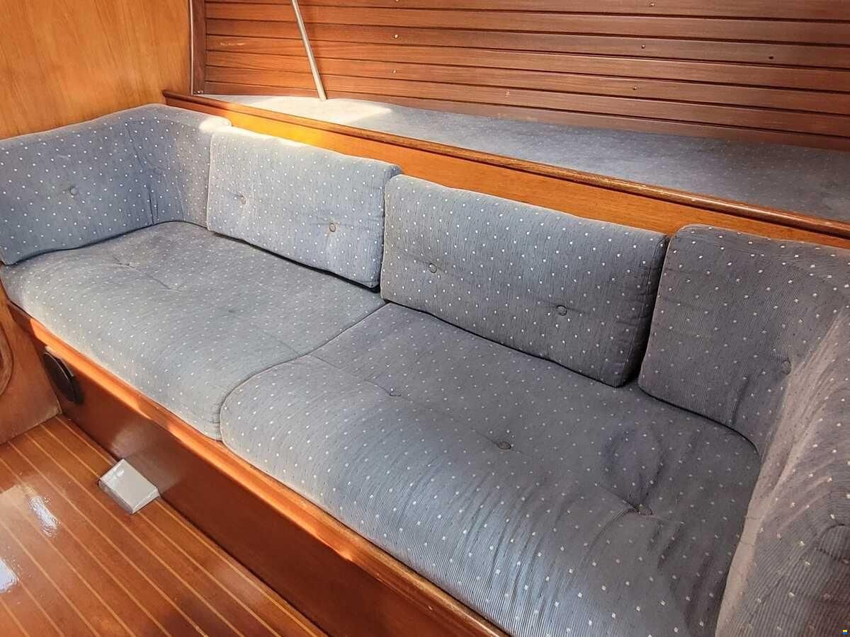 Beneteau First 35