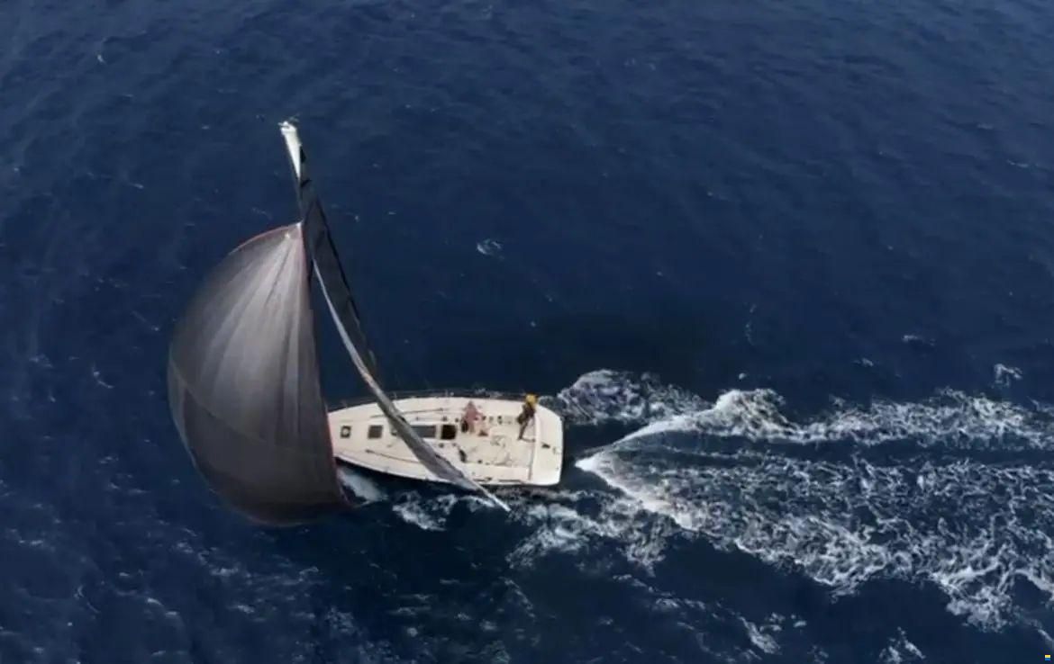 Maxi Dolphin Giro 34