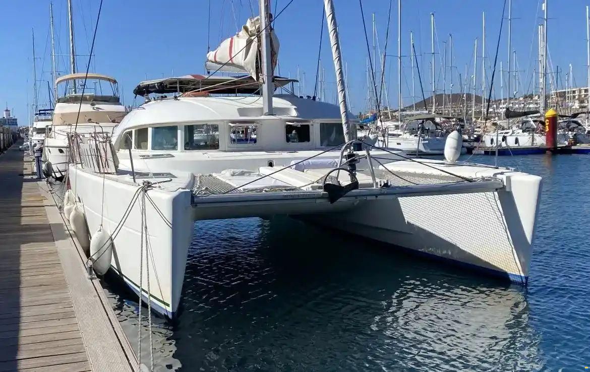 Lagoon 380