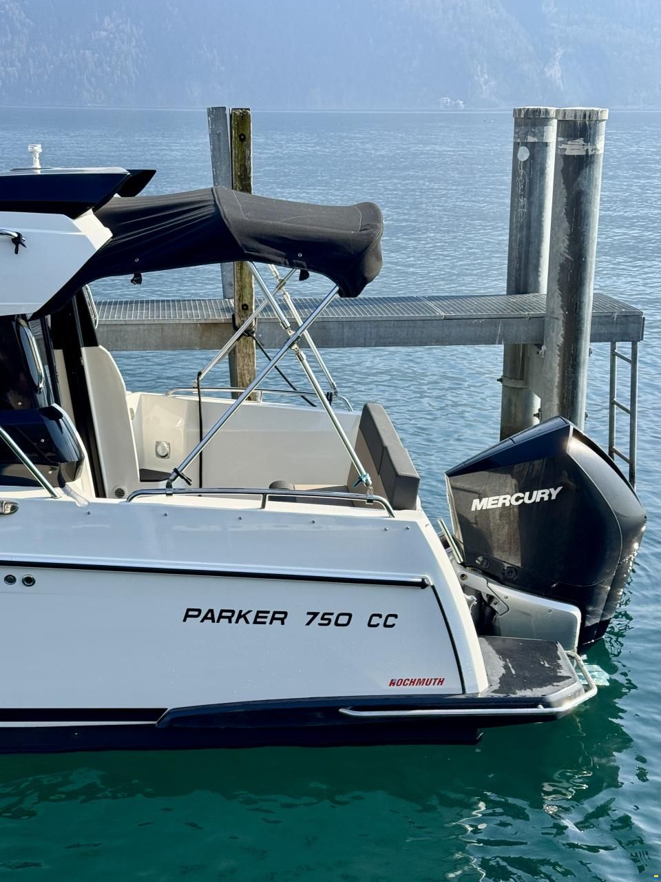 Parker 750 Cabin Cruiser