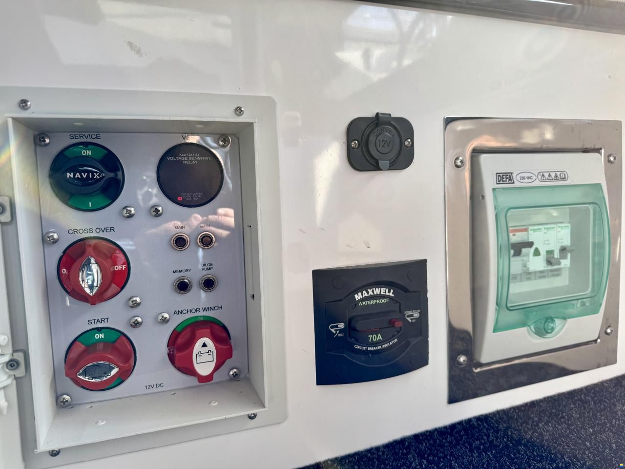 Parker 750 Cabin Cruiser