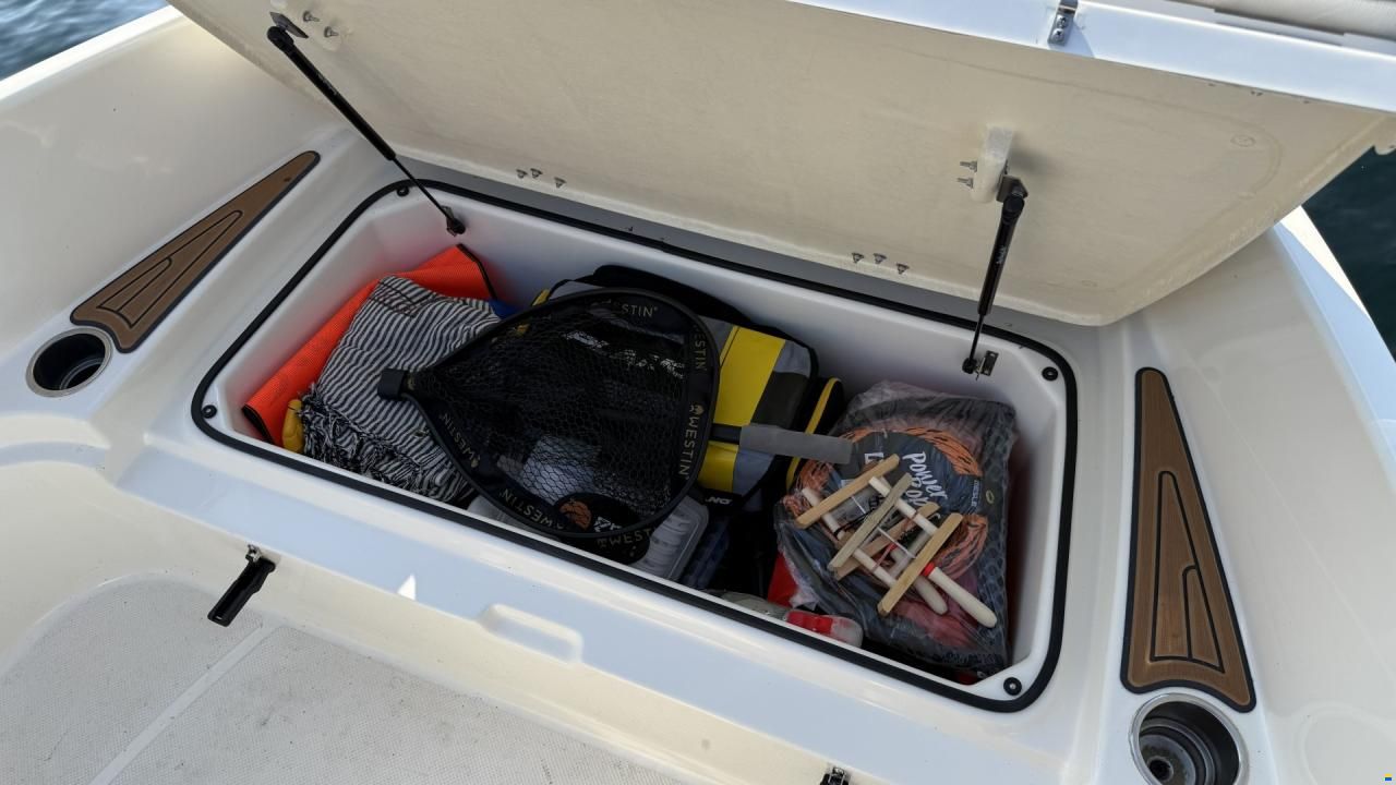 Quicksilver Activ 555 Open