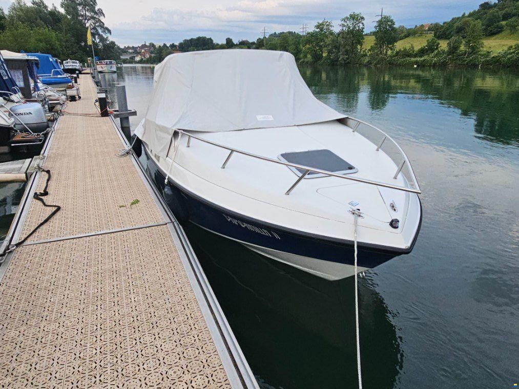 Crownline Bayside 650