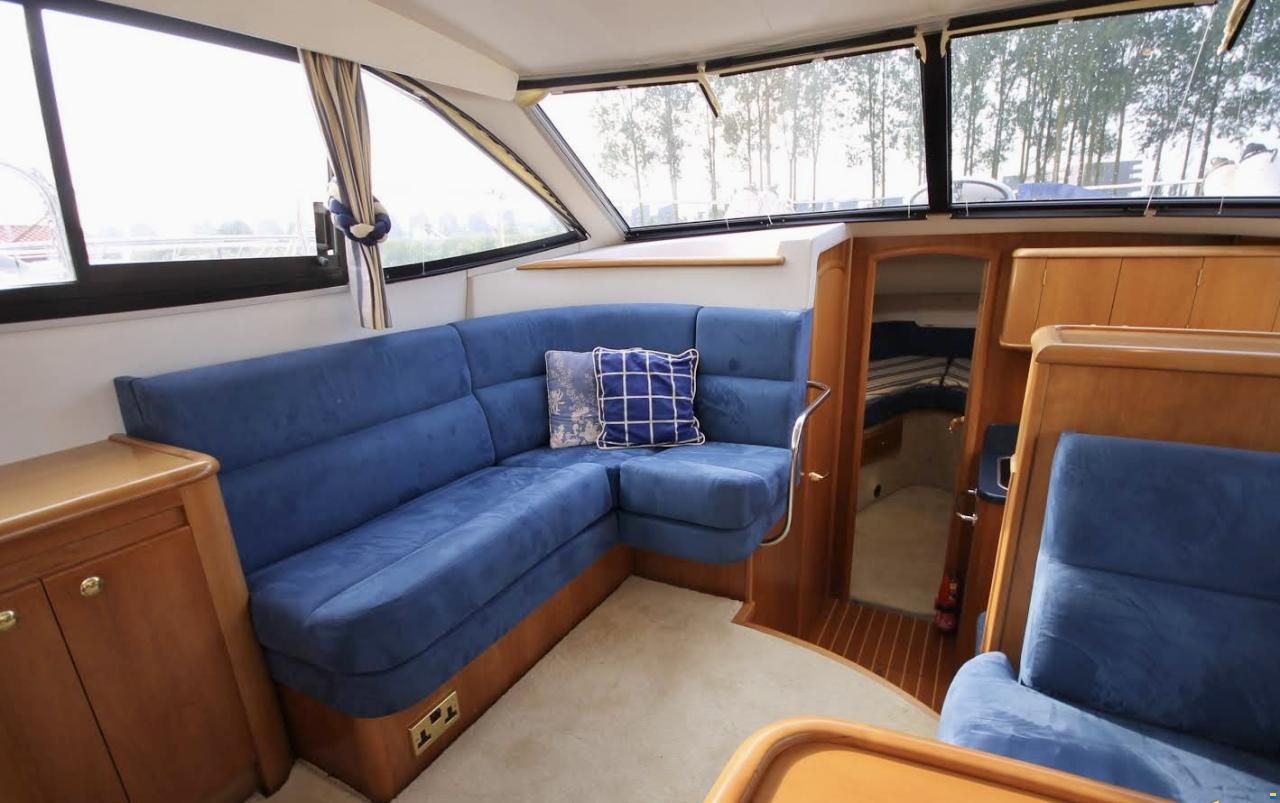 Broom 39 L