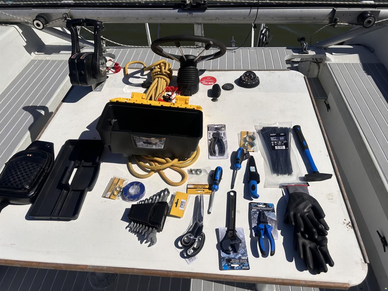 15 qm Catamaran Sport