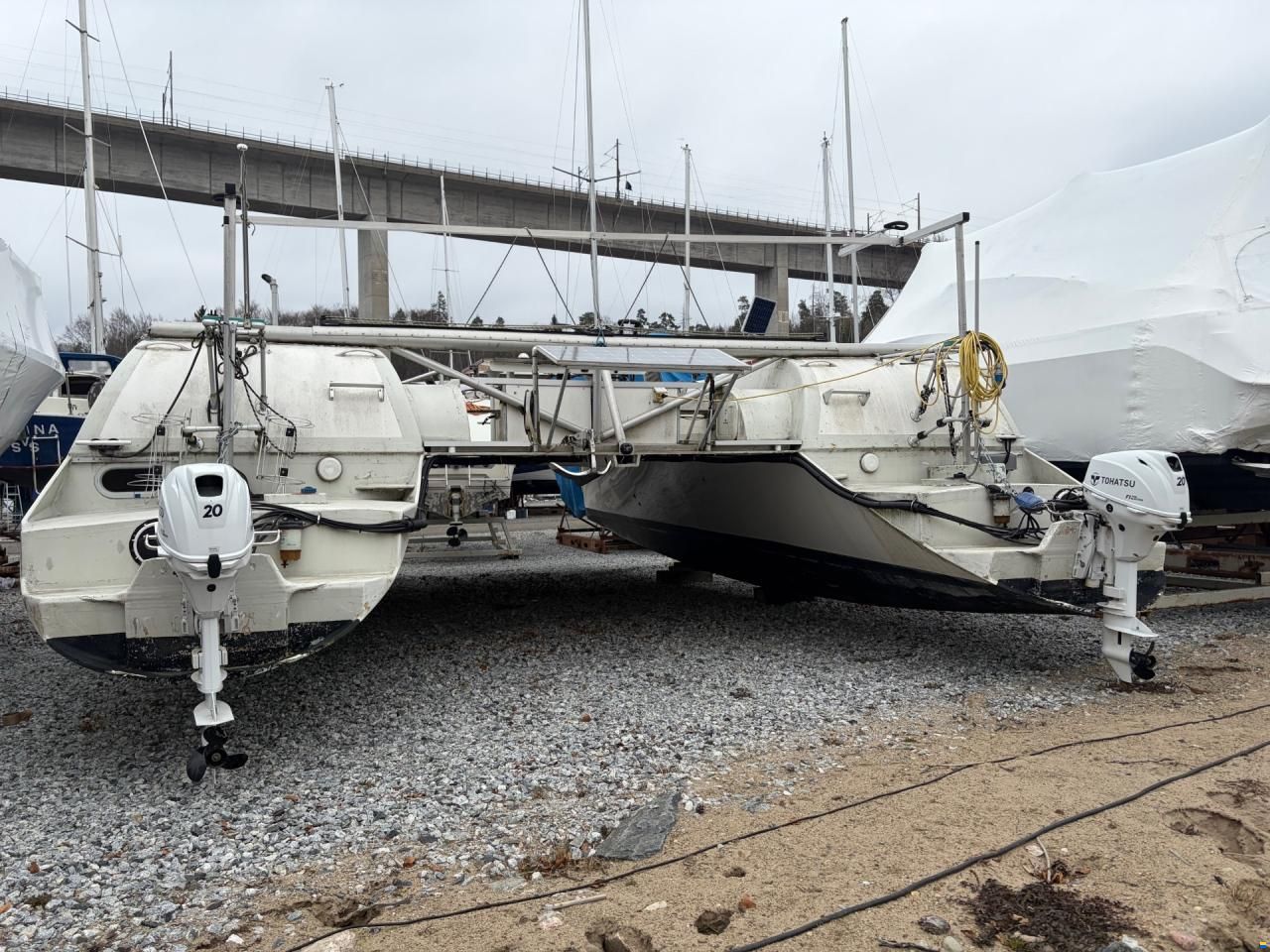 15 qm Catamaran Sport