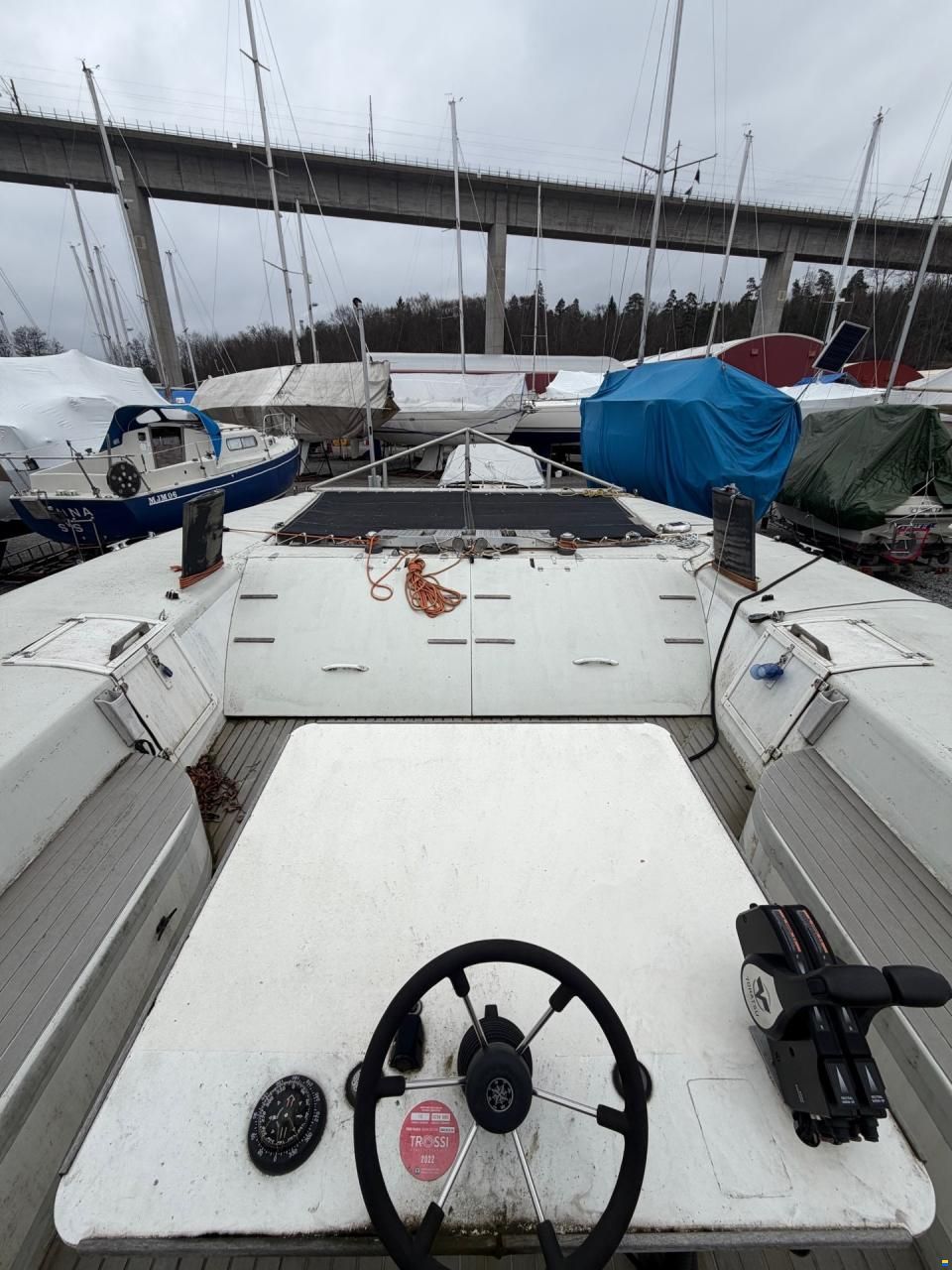 15 qm Catamaran Sport